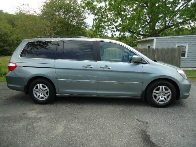 2006 Honda Odyssey LS 2WD