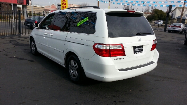 2006 Honda Odyssey LS 2WD