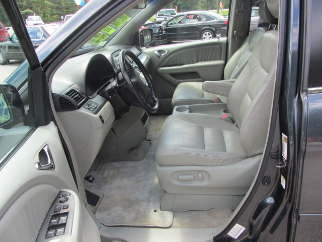 2006 Honda Odyssey AWD SUN ROOF GAS Saver