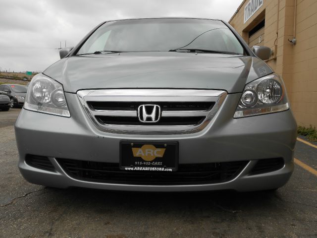 2006 Honda Odyssey LS 2WD