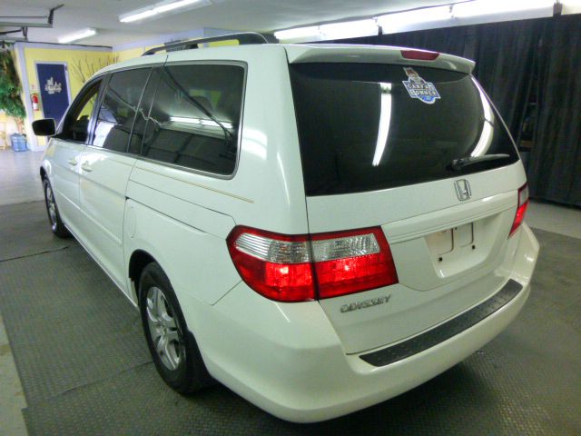 2006 Honda Odyssey LS 2WD