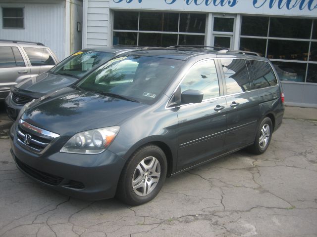 2006 Honda Odyssey AWD LT - 29 MPG For HWY