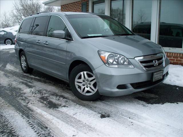 2007 Honda Odyssey 2dr Roadster Touring Auto Convertible