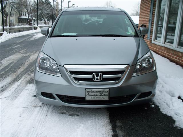 2007 Honda Odyssey 2dr Roadster Touring Auto Convertible