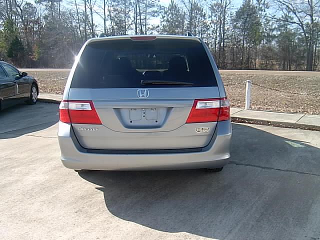 2007 Honda Odyssey AWD LT - 29 MPG For HWY