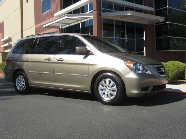 2010 Honda Odyssey LS 2WD