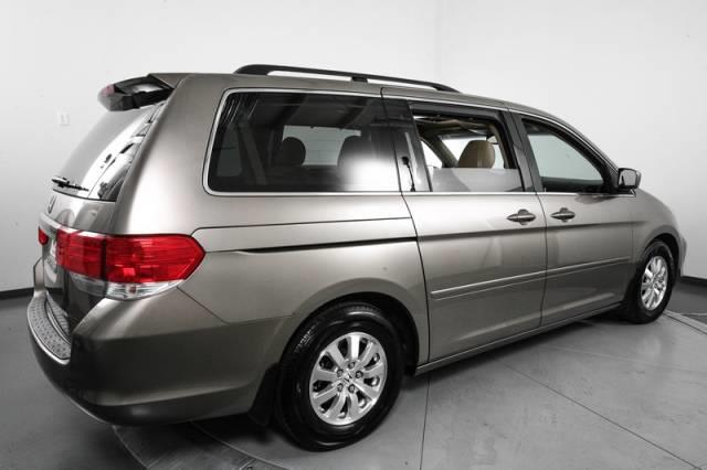 2010 Honda Odyssey LS 2WD