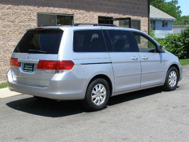 2010 Honda Odyssey 4dr Quad Cab 160.5 DRW 4WD Laramie