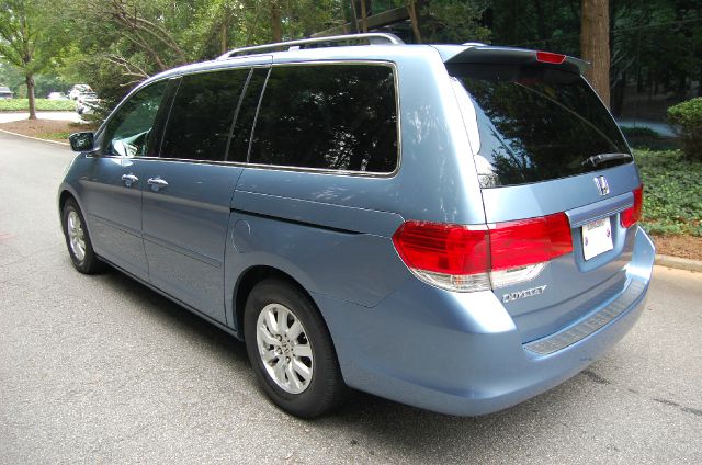 2010 Honda Odyssey 325i/premium/navigation