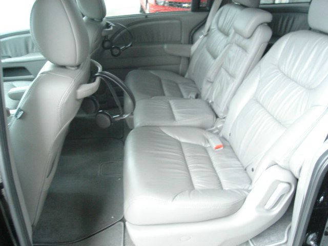 2010 Honda Odyssey AWD SUN ROOF GAS Saver