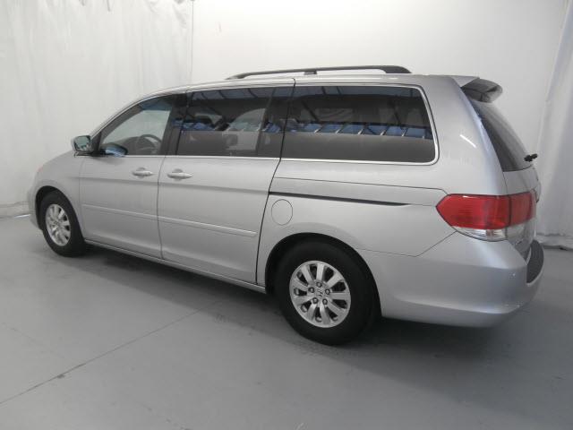 2010 Honda Odyssey LS 2WD