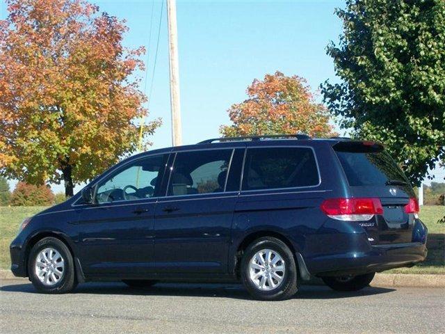 2010 Honda Odyssey LS 2WD