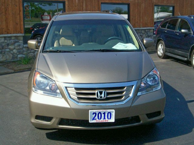 2010 Honda Odyssey 4dr Quad Cab 160.5 DRW 4WD Laramie