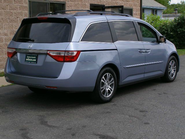 2011 Honda Odyssey LS 2WD