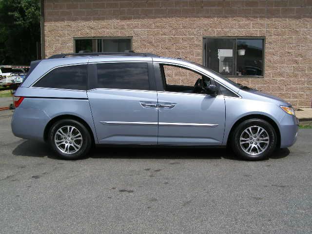 2011 Honda Odyssey LS 2WD