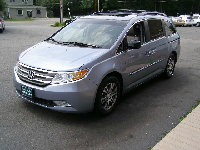 2011 Honda Odyssey LS 2WD