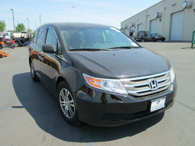 2011 Honda Odyssey LS 2WD