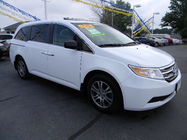 2011 Honda Odyssey LS 2WD