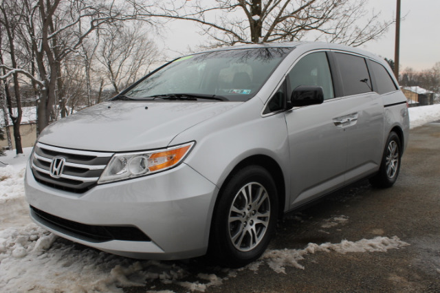 2011 Honda Odyssey LS 2WD