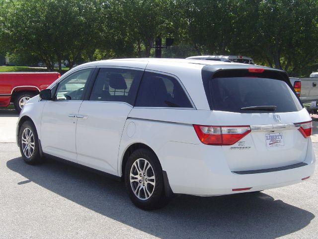 2011 Honda Odyssey 1998 Mercury