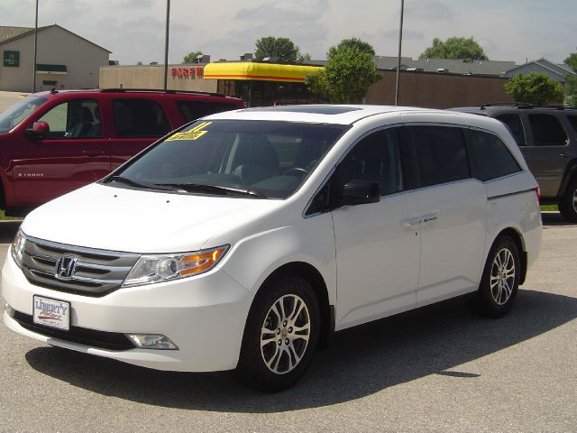 2011 Honda Odyssey 1998 Mercury