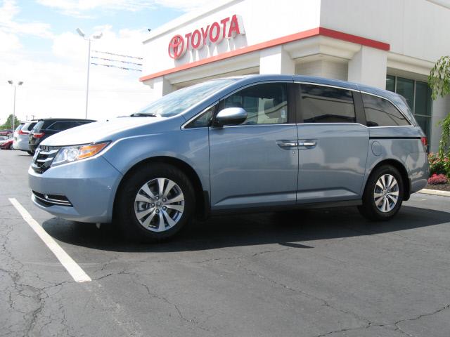 2014 Honda Odyssey LS 2WD