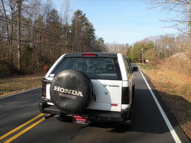 1996 Honda Passport Elk Conversion Van