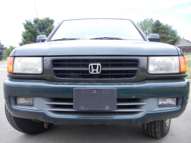 1999 Honda Passport LS Truck