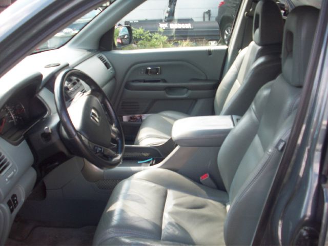 2003 Honda Pilot 2500hd LS 4X4