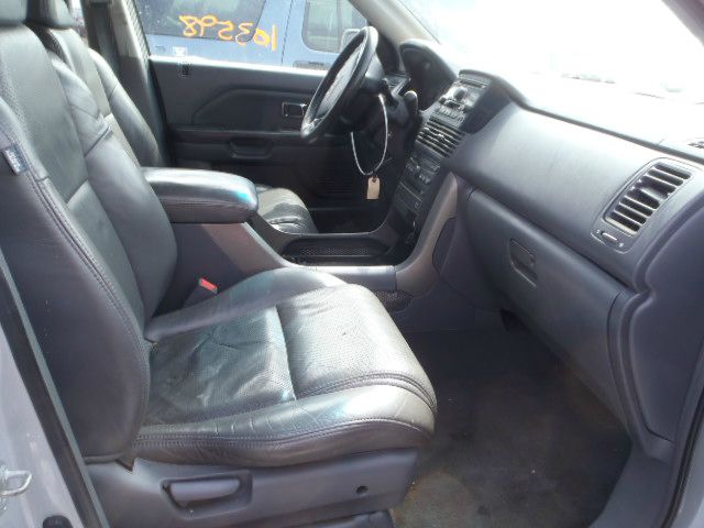 2003 Honda Pilot 2500hd LS 4X4