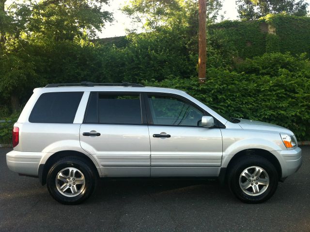 2003 Honda Pilot 2500hd LS 4X4