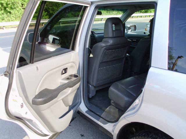 2003 Honda Pilot GS 43