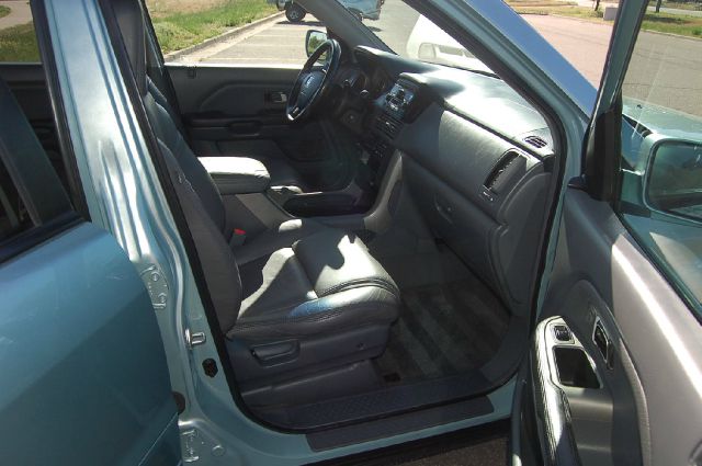 2003 Honda Pilot GS 43