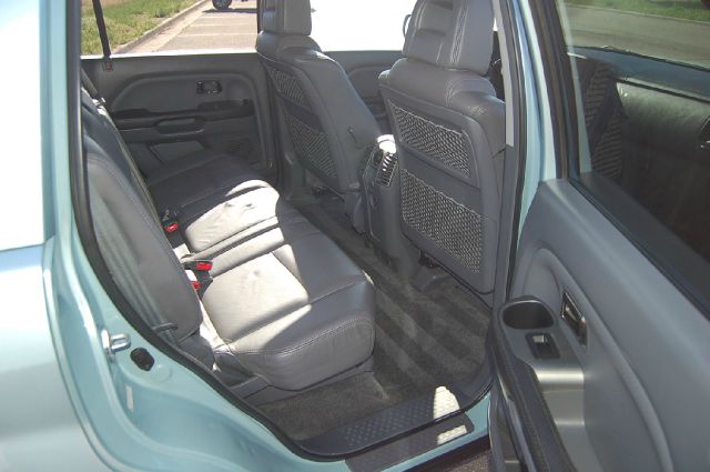 2003 Honda Pilot GS 43