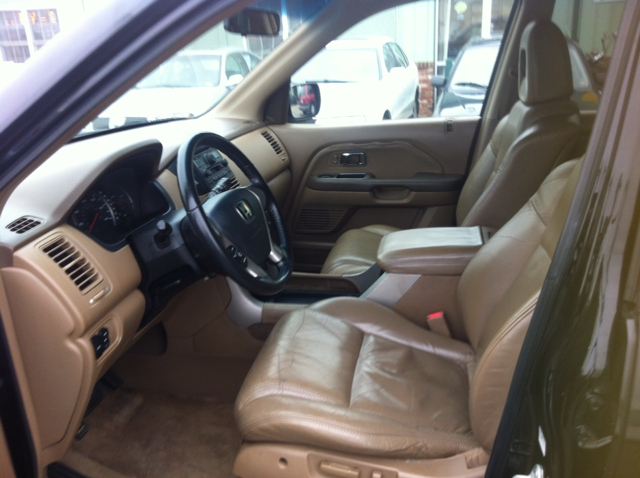 2004 Honda Pilot 2500hd LS 4X4