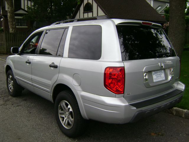 2004 Honda Pilot GS 43