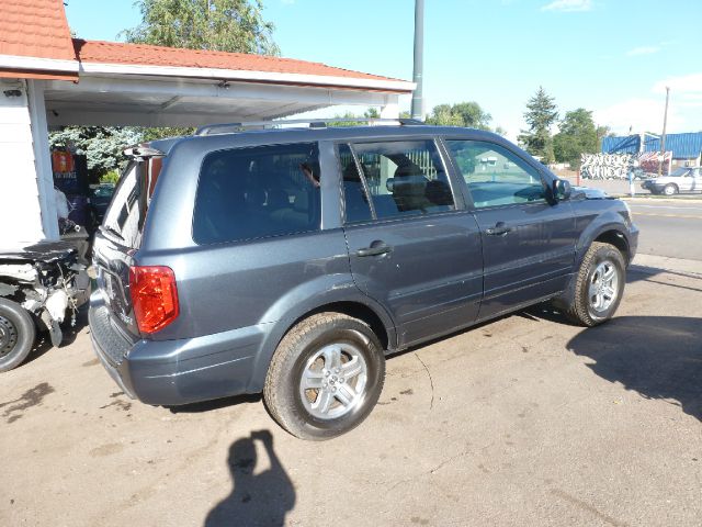 2004 Honda Pilot GS 43