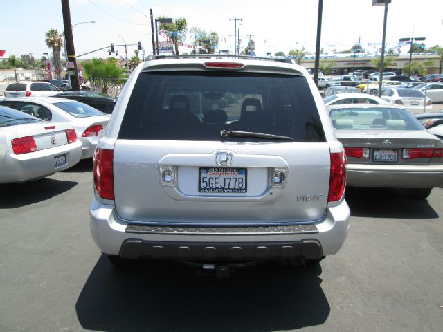 2004 Honda Pilot 2500hd LS 4X4