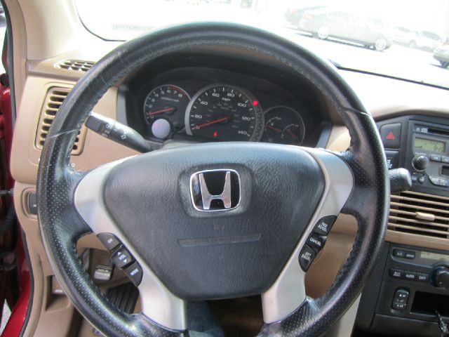 2004 Honda Pilot GS 43