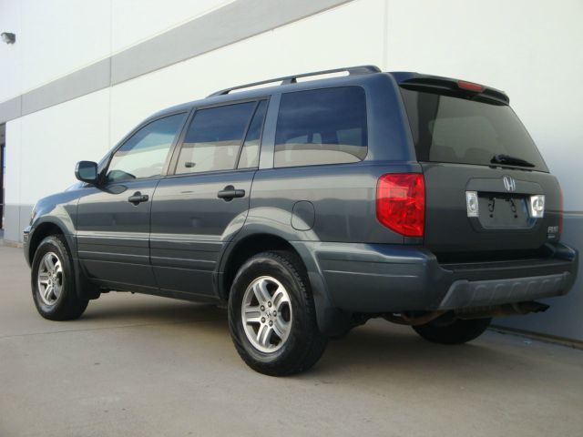 2004 Honda Pilot 2500hd LS 4X4