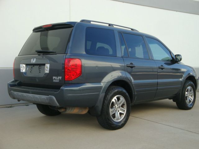 2004 Honda Pilot 2500hd LS 4X4