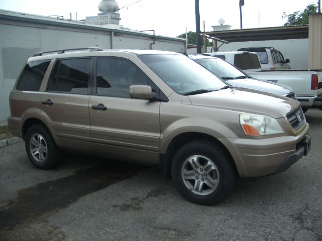 2004 Honda Pilot GS 43