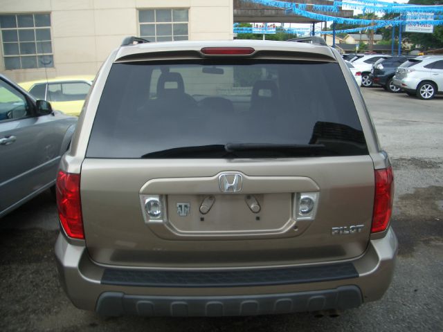 2004 Honda Pilot GS 43