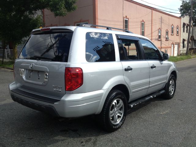 2004 Honda Pilot GS 43