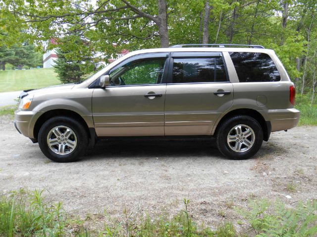 2004 Honda Pilot GS 43