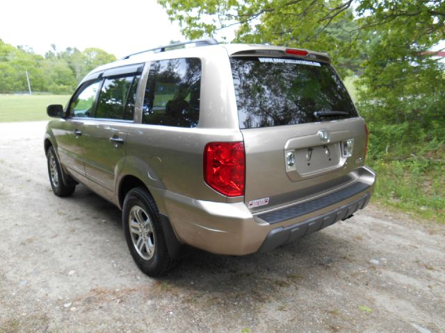 2004 Honda Pilot GS 43