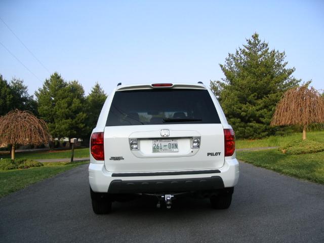 2004 Honda Pilot LS 2WD