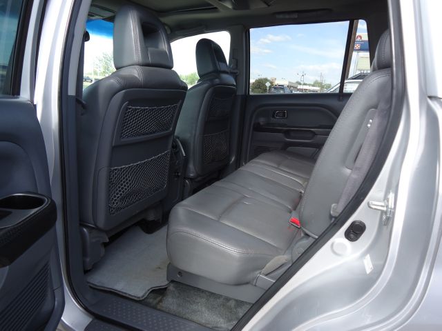 2005 Honda Pilot GS 43