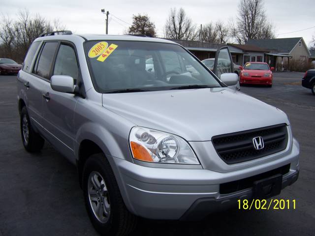 2005 Honda Pilot LS 2WD