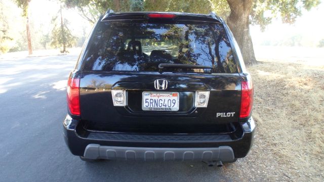 2005 Honda Pilot 2500hd LS 4X4